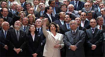 Un centenar de concejales, en el 25 aniversario de los ayuntamientos democráticos