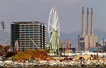 Empiezan los preparativos para la Feria de Abril, preludio del Fòrum