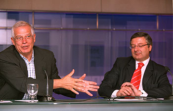 Borrell y Blanco, en la presentación del cabeza de cartel socialista para las elecciones europeas.