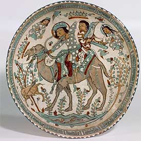 Pieza en bronce iraní de los siglos XII-XIII, del Metropolitan, en el Louvre.