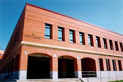 Tahúres Zurdos actúa en la ULE en la Expouniversidad 2004