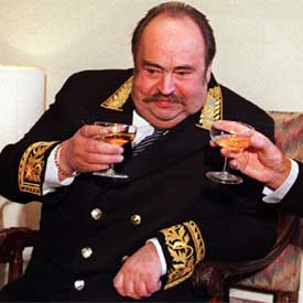 Alexandr Bovin, diplomático ruso.