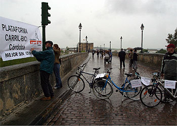 El Puente Romano de Córdoba, libre de coches