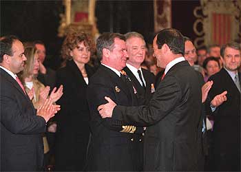 Relevo al frente de la Armada y en la cúpula de Defensa