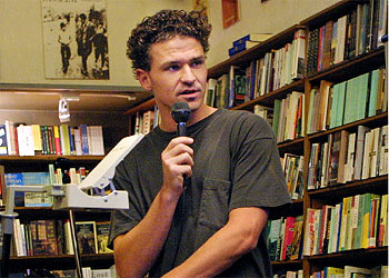 El escritor estadounidense Dave Eggers (Chicago, 1971).
