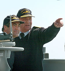 Simulacro de batalla aeronaval en Marín