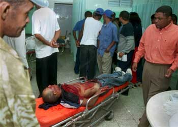 Seis muertos a balazos en choques entre votantes dominicanos