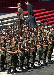 La reina Sofía, a su llegada a la Almudena para supervisar los preparativos.