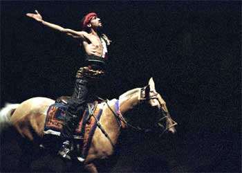 Un momento del espectáculo  Loungta .