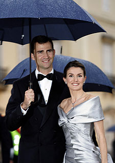 El Príncipe y Letizia Ortiz, en el palacio de El Pardo.