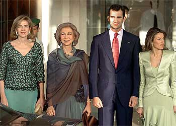 La reina Sofía, la infanta Cristina y los príncipes de Asturias, en Ammán.