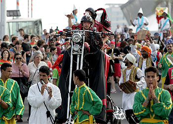Homenaje a los trapecistas heridos