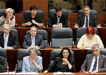 DIPUTADO REFLEXIONANDO.