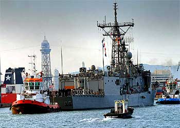 Cinco buques de la OTAN atracan en Barcelona