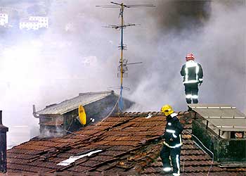 Aparatoso incendio en el centro bilbaíno