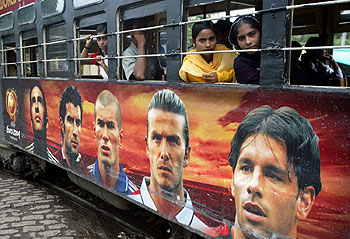 GALÁCTICOS EN LA INDIA.