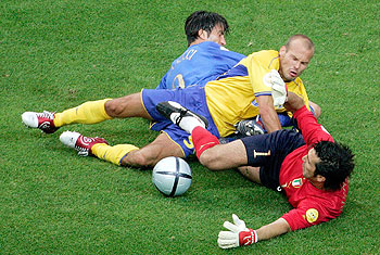 ITALIA, CONTRA LAS CUERDAS.