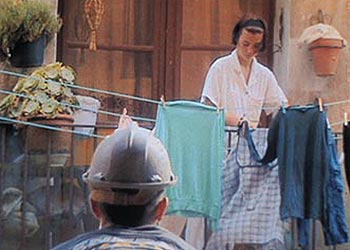 Una imagen de  En construcción,  de José Luis Guerin.