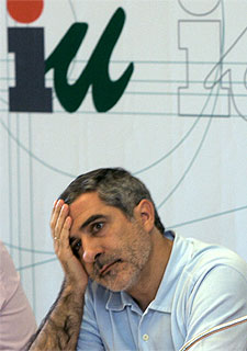 Gaspar Llamazares, coordinador general de IU, en la reunión  que analizó los resultados de las europeas.