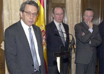Carlos Bustelo, presidente de la Comisión del Mercado de Telecomunicaciones, durante su toma de posesión.