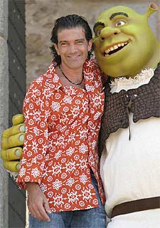 Antonio Banderas y el ogro  Shrek,  en Manzanares el Real.