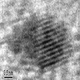 Planos atómicos en una nanoparticula de oro.