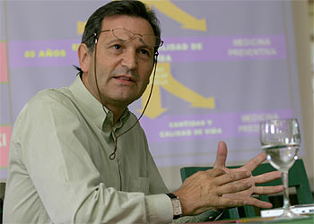 Carlos Martínez Alonso, ayer en el curso de Periodismo Científico de la UAM  EL PAÍS.