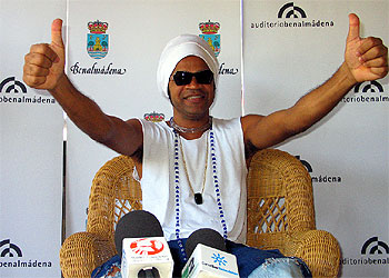 Los ritmos mestizos de Carlinhos Brown
