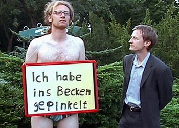 Una imagen de la película alemana  Muxmäuschenstill .