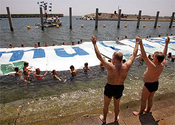Mojándose por la esclerosis múltiple en el Fórum