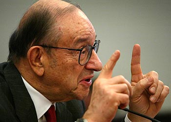 El presidente de la Reserva Federal de Estados Unidos, Alan Greenspan, el pasado febrero.