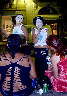 Mimos por el silencio en el Born