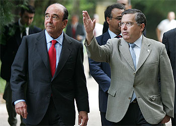 Botín amplía su colaboración con la Universitat de València