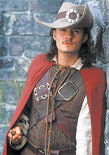 Orlando Bloom, en  Piratas del Caribe .