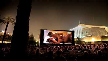 Vuelve el cine al aire libre en los jardines del Palau