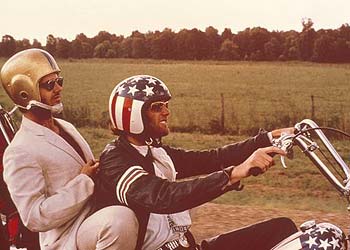 Imagen del filme  Easy Rider , dirigido por Dennis Hopper.
