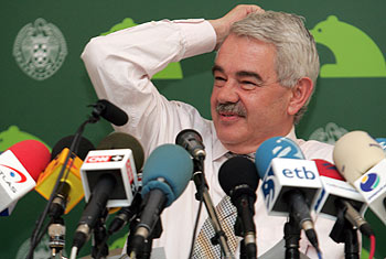 Pasqual Maragall, el pasado jueves durante su conferencia en El Escorial.rnrn BERNARDO PÉREZ