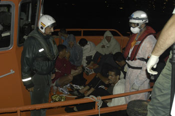 Detenidos 112 'sin papeles'