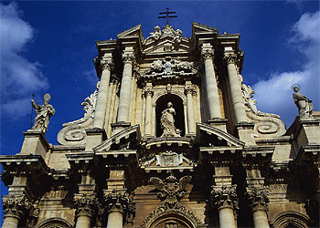 Fachada de la catedral de Siracusa.