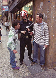 Grabación del programa de ETB  Vaya Semanita  en la parte vieja donostiarra.