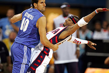 EE UU SALVA LOS MUEBLES ANTE GRECIA