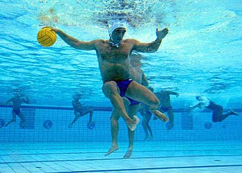 Andreo, con el balón durante un lance del encuentro.