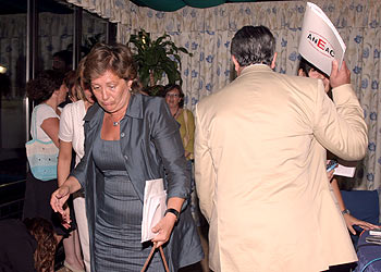 Pilar González de Frutos, presidenta de Unespa, y Rafael Merino, presidente de Aneac.