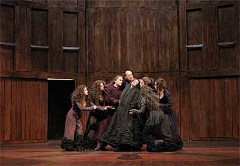 Un ensayo de 'La hija del aire', dirigida por Jorge Lavelli.