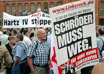 Manifestación contra los recortes sociales en Alemania el pasado lunes en Berlín.