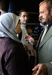 Francia vuelve a clase sin el velo