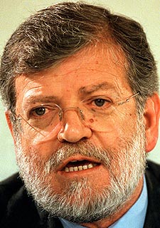 Juan Carlos Rodríguez Ibarra.