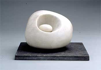 'Nido de piedras' (1937), de la escultora Barbara Hepworth.