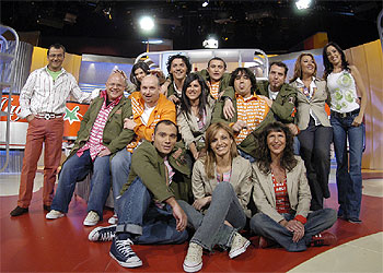 Componentes del programa de Tele 5  Aquí hay tomate,  dedicado a la crónica del corazón.