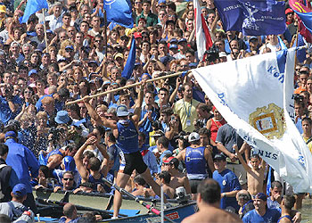 Astillero vuelve a volar en La Concha en un final polémico